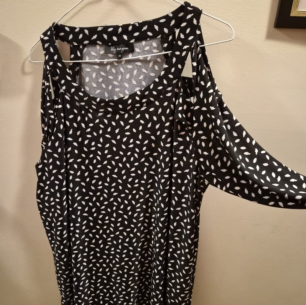 Lily Morgan Cold Shoulder Blouse - Black/White Print